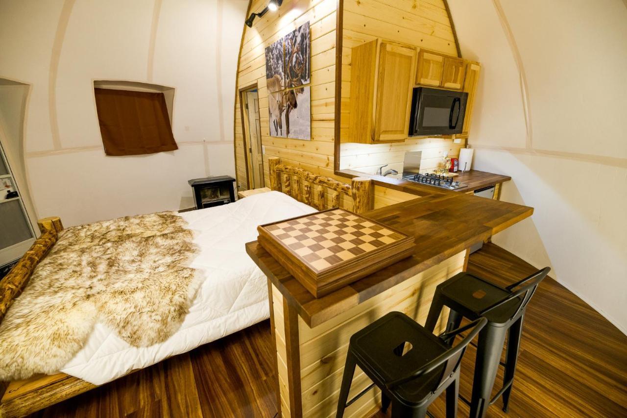 Вилла Pleasant Acres Reindeer Ranch Pleasant Valley Экстерьер фото