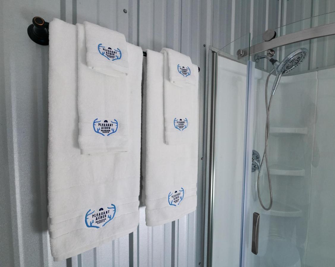 Вилла Pleasant Acres Reindeer Ranch Pleasant Valley Экстерьер фото